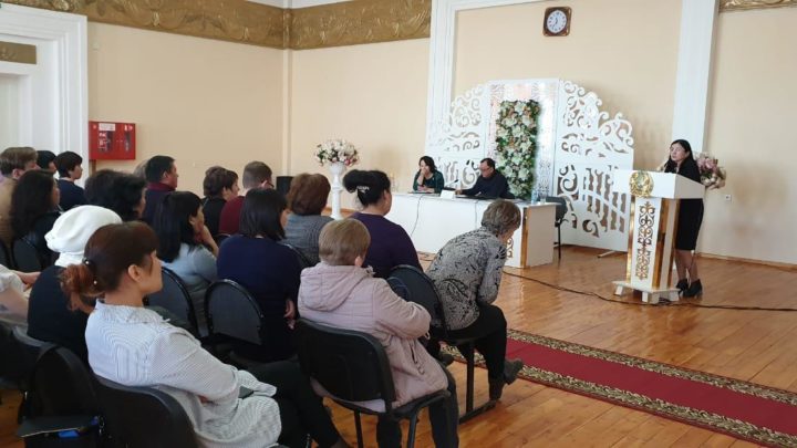Встреча с работниками сельских акиматов Алтайского района Восточно-Казахстанской области