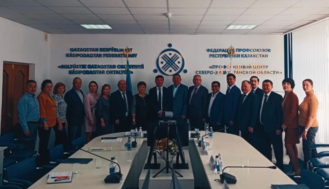 Профсоюзный актив на встрече с Первым вице-министром труда и социальной защиты насиления РК Акмади Сарбасовым