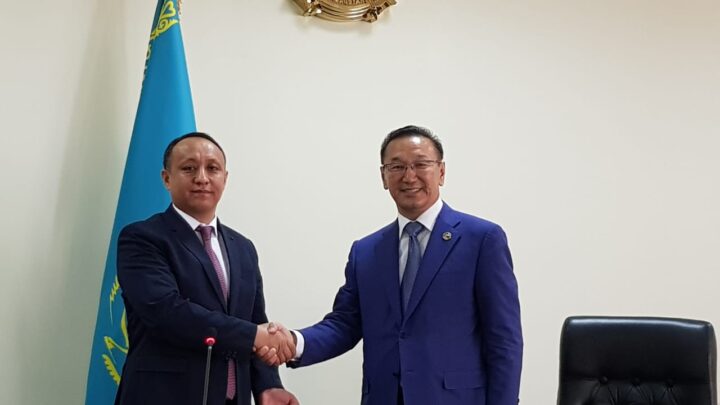 Еңбек ұжымдарында түсіндіру жұмыстары жалғасуда