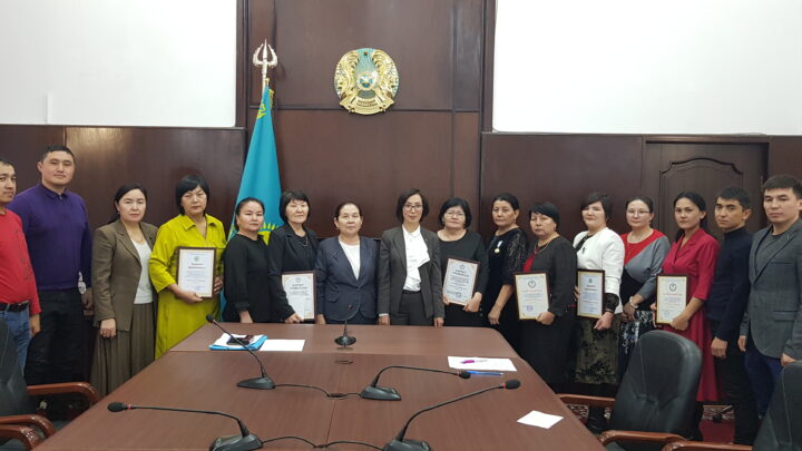 Жалағаш ауданының кәсіподақ белсенділері марапатталды