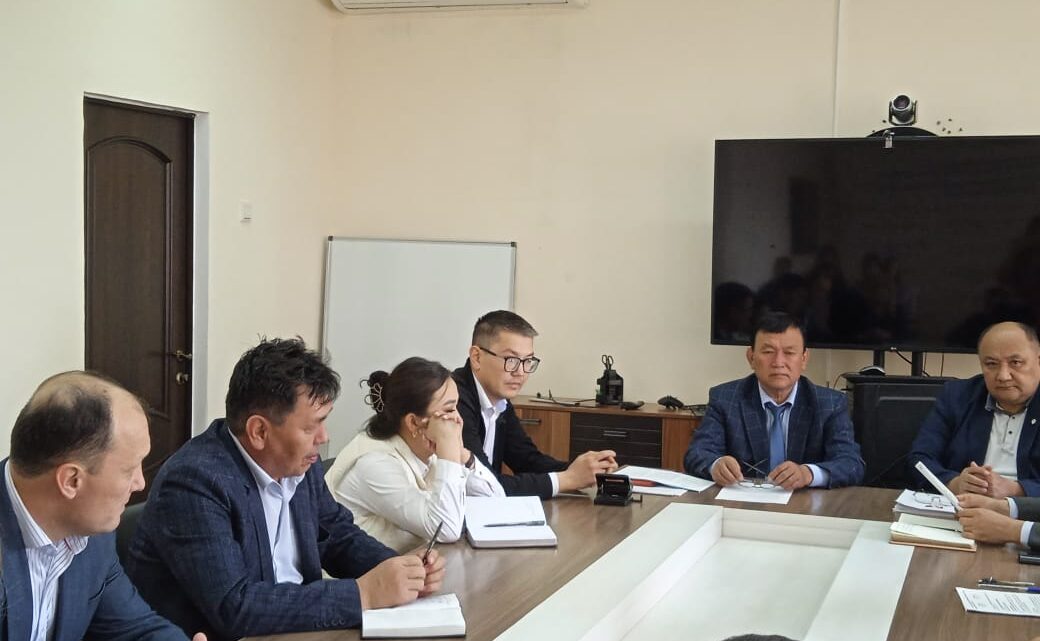 Тұрғын үй басқармасы кәсіподақ мүшелерінің жайдайымен танысты