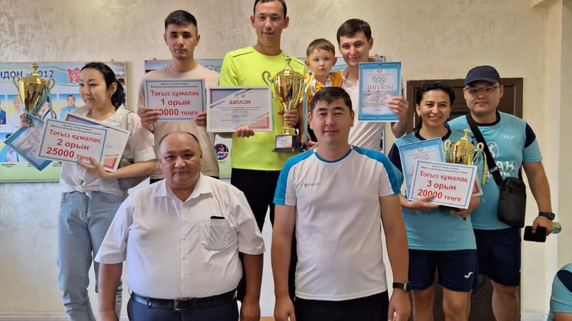 Шымкентте мемлекеттік қызметшілер арасында тоғыз құмалақтан жарыс өтті