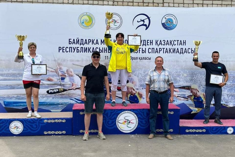 Байдарка және каноэ есуден Шымкенттіктер бас жүлдені иеленді!