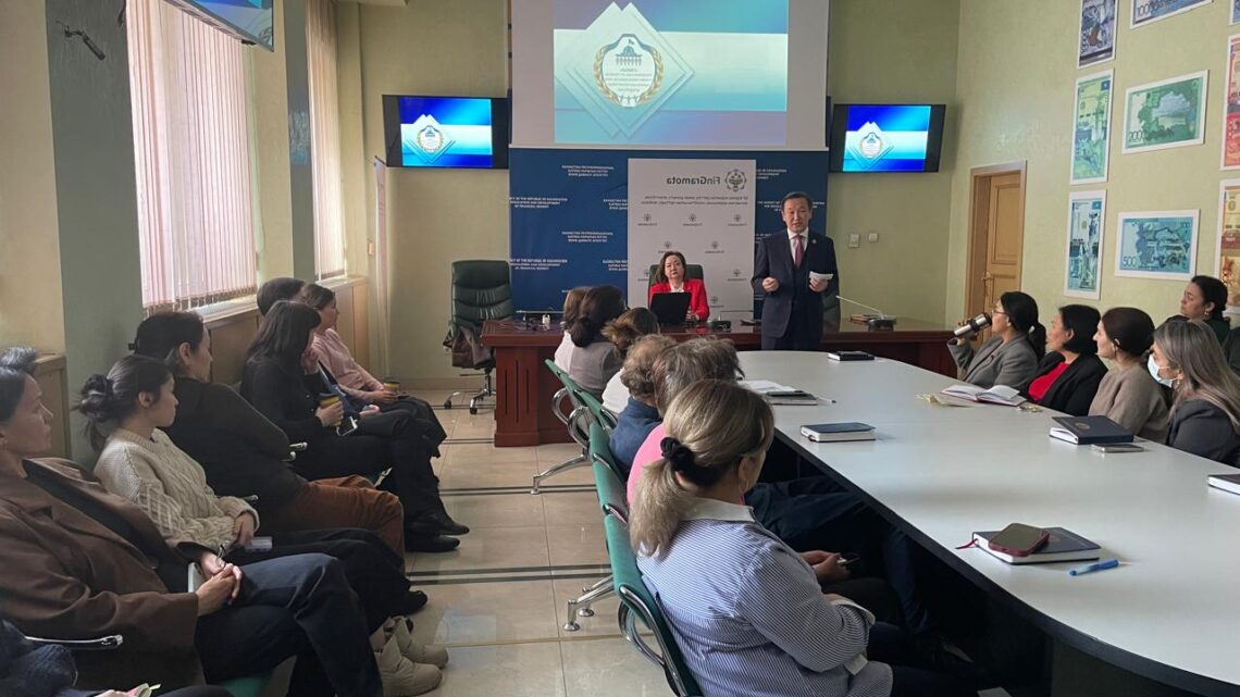 Алматыда еңбек ұжымдарымен кездесу өткізілді