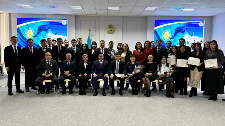 Ішкі мемлекеттік аудит департаментінде Қаржы қызметкерлері күніне арналған салтанатты шара өтті