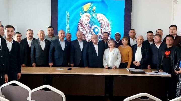 Газ техникалық қызметкерлерімен өткен кездесу