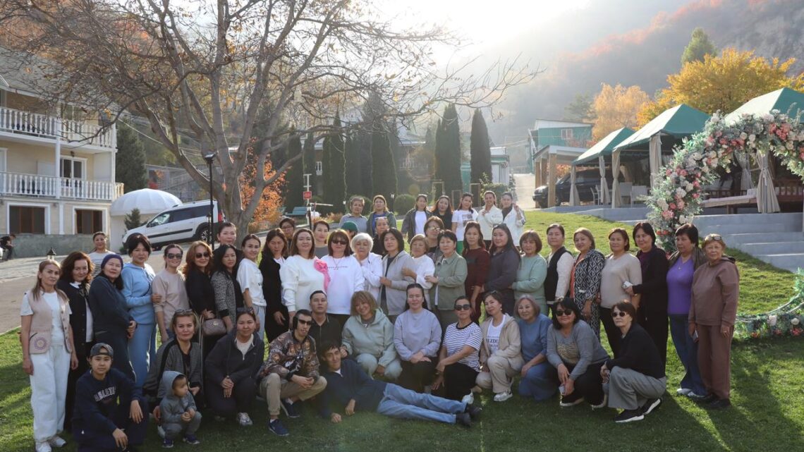 «Қызмет» кәсіподағы әлеуметтік сала қызметкерлерін біріктірді: сергектік пен рухани жаңғыру