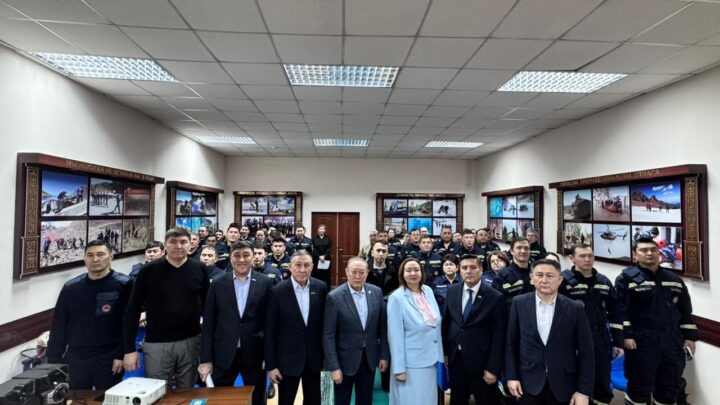 ҚР ТЖМ “Барыс” Республикалық құтқару қызметі РММ  ұжымымен кездесу өтті