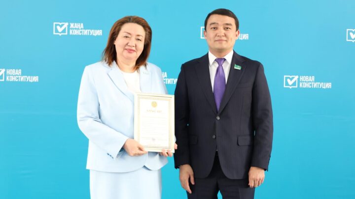 Бүгінде қоғамдық институттардың рөлі одан әрі арта түсуде!