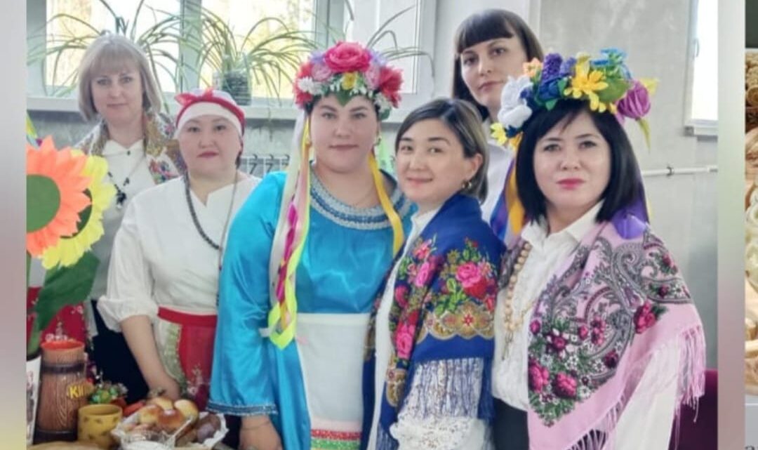 Туған еліміздің бейбіт аспаны астында