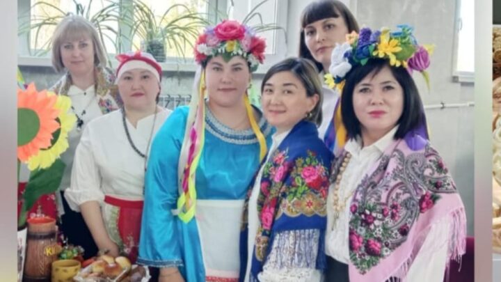 Туған еліміздің бейбіт аспаны астында