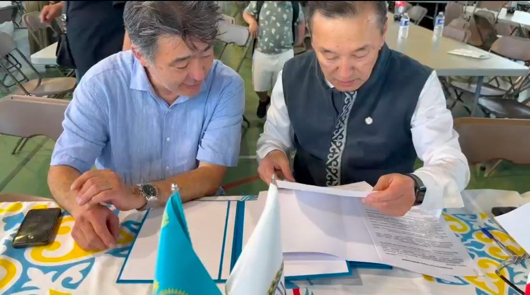 «Қызмет» кәсіподағы мен Еуропадағы қазақ диаспоралары ұлттық құндылықтарды сақтау жолында күш біріктіруде