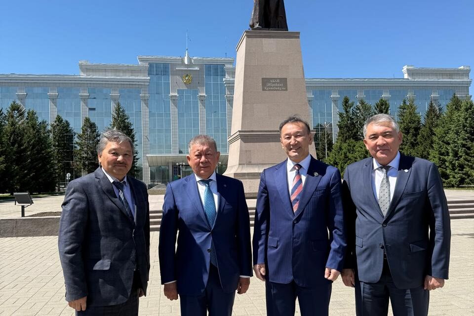 Әлеуметтік әріптестік мәселелері талқыланды