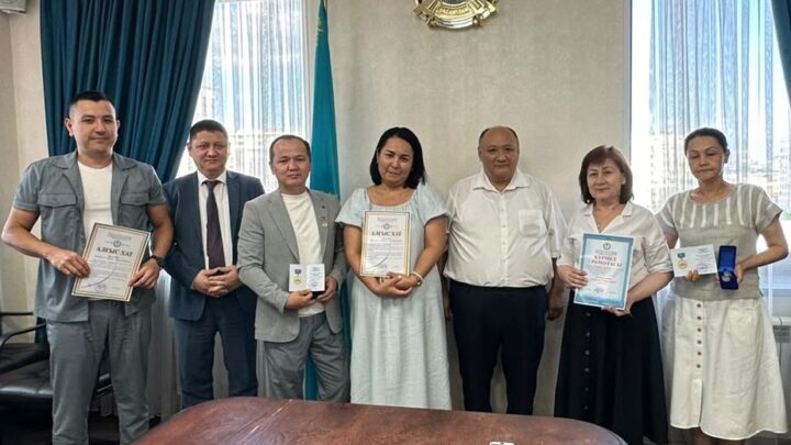 Мемлекеттік қызметшілер күні лайықты атап өтілді