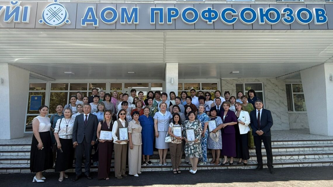 Мемлекет пен қоғамға қызмет ететін жандарға құрмет